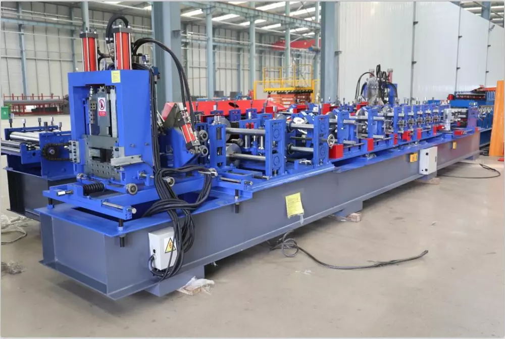  C&Z Purlin Interchangeable Cold Roll Forming Making Machine With Servo Motor And Hydraulic Decoiler
